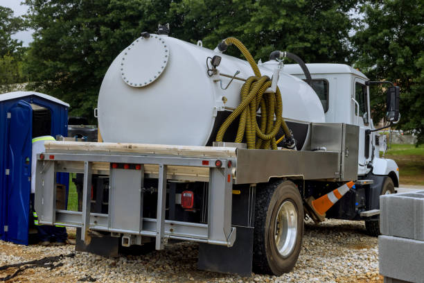 Best Porta potty delivery and setup  in Lomira, WI